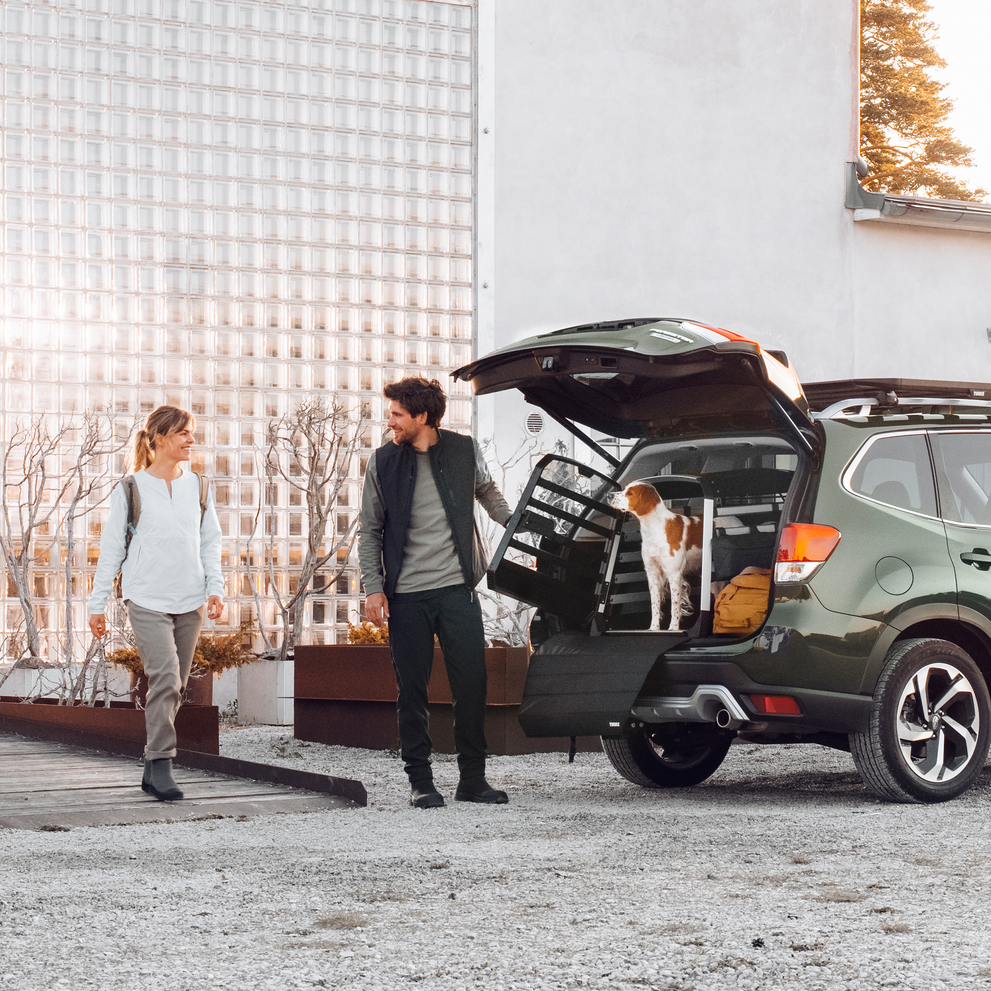 Thule car roof rack and cargo accessories – durable, stylish, and secure transport solutions for bikes, skis, and gear.