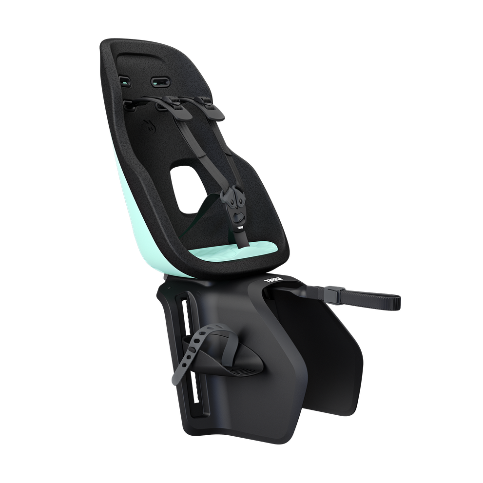 Thule car roof rack and cargo accessories – durable, stylish, and secure transport solutions for bikes, skis, and gear.