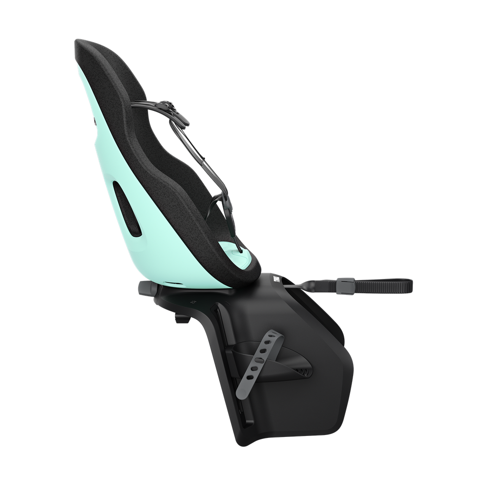 Thule car roof rack and cargo accessories – durable, stylish, and secure transport solutions for bikes, skis, and gear.