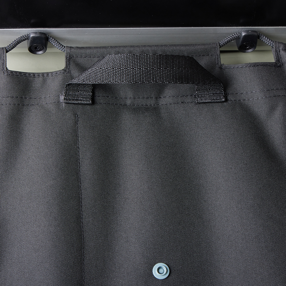 Thule car roof rack and cargo accessories – durable, stylish, and secure transport solutions for bikes, skis, and gear.