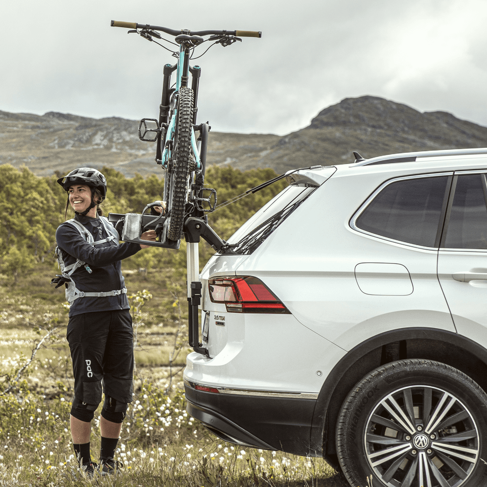 Thule car roof rack and cargo accessories – durable, stylish, and secure transport solutions for bikes, skis, and gear.