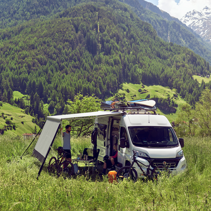 Thule car roof rack and cargo accessories – durable, stylish, and secure transport solutions for bikes, skis, and gear.