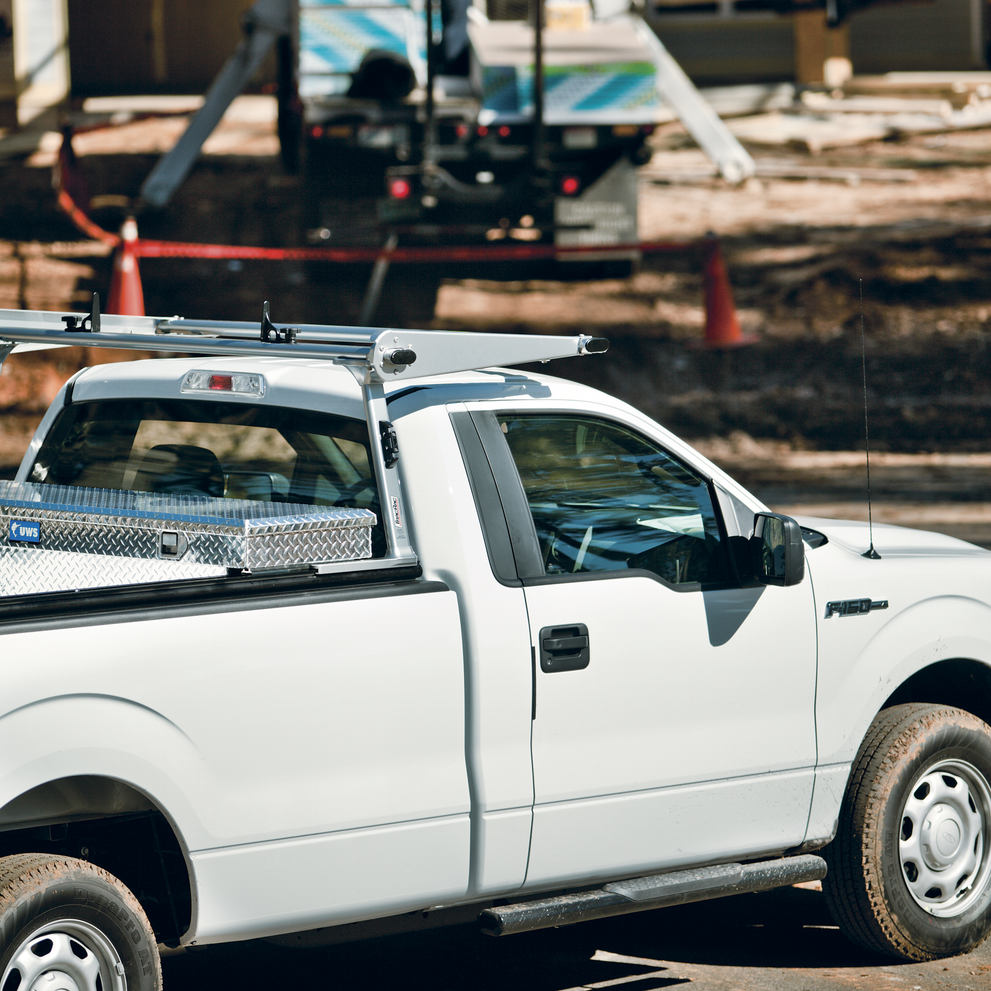 Thule car roof rack and cargo accessories – durable, stylish, and secure transport solutions for bikes, skis, and gear.