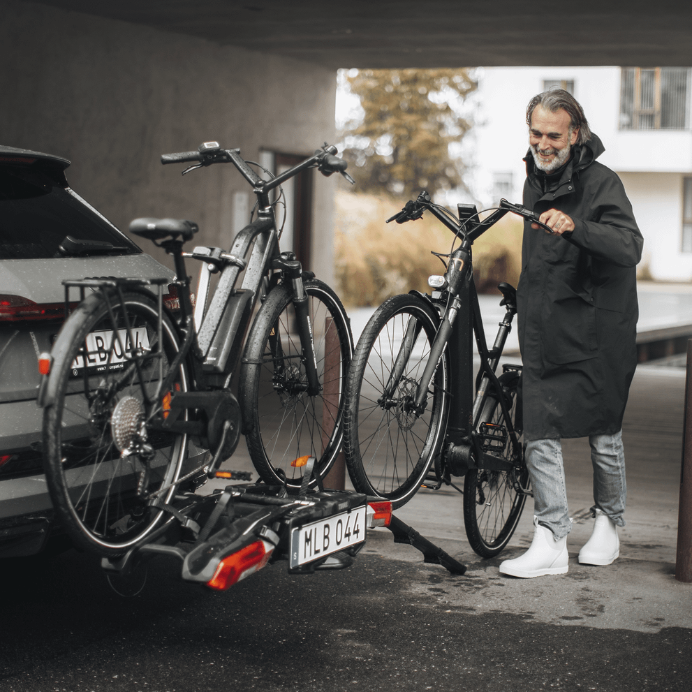 Thule car roof rack and cargo accessories – durable, stylish, and secure transport solutions for bikes, skis, and gear.
