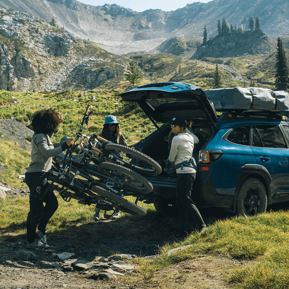 Thule car roof rack and cargo accessories – durable, stylish, and secure transport solutions for bikes, skis, and gear.