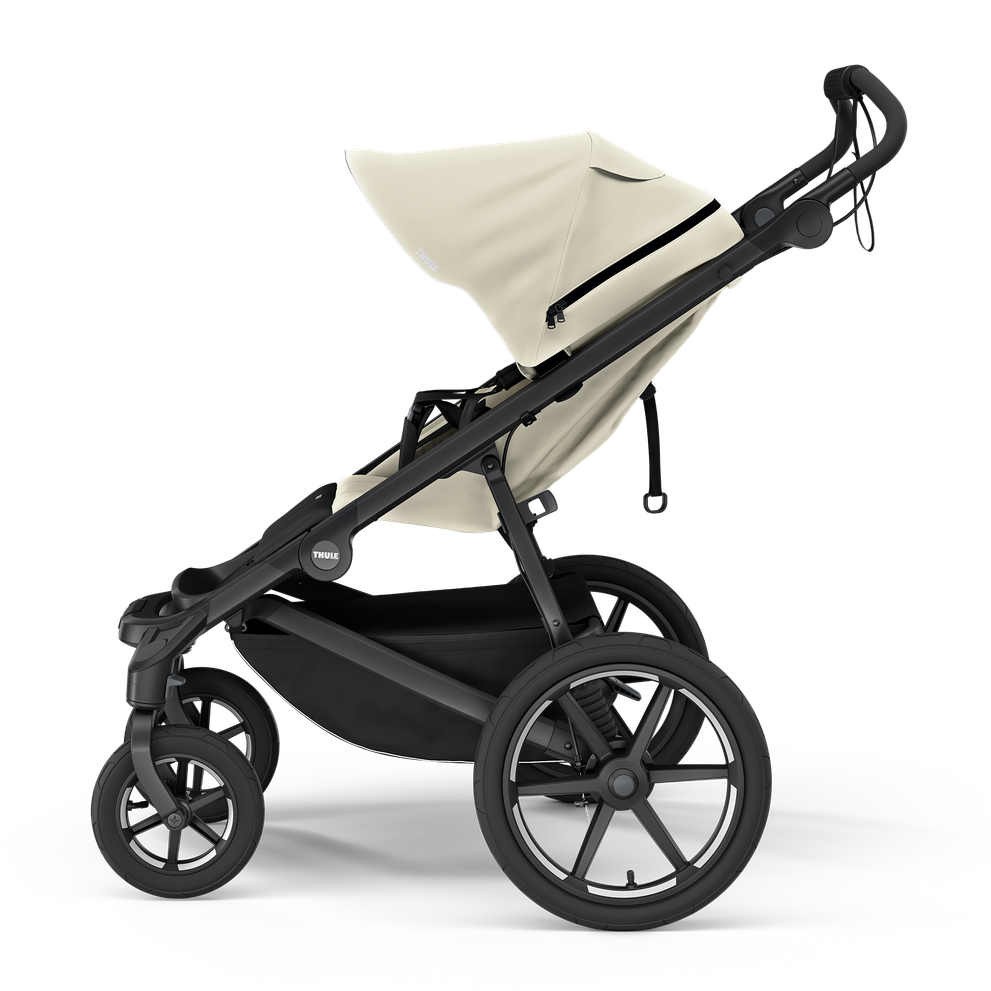 Thule car roof rack and cargo accessories – durable, stylish, and secure transport solutions for bikes, skis, and gear.