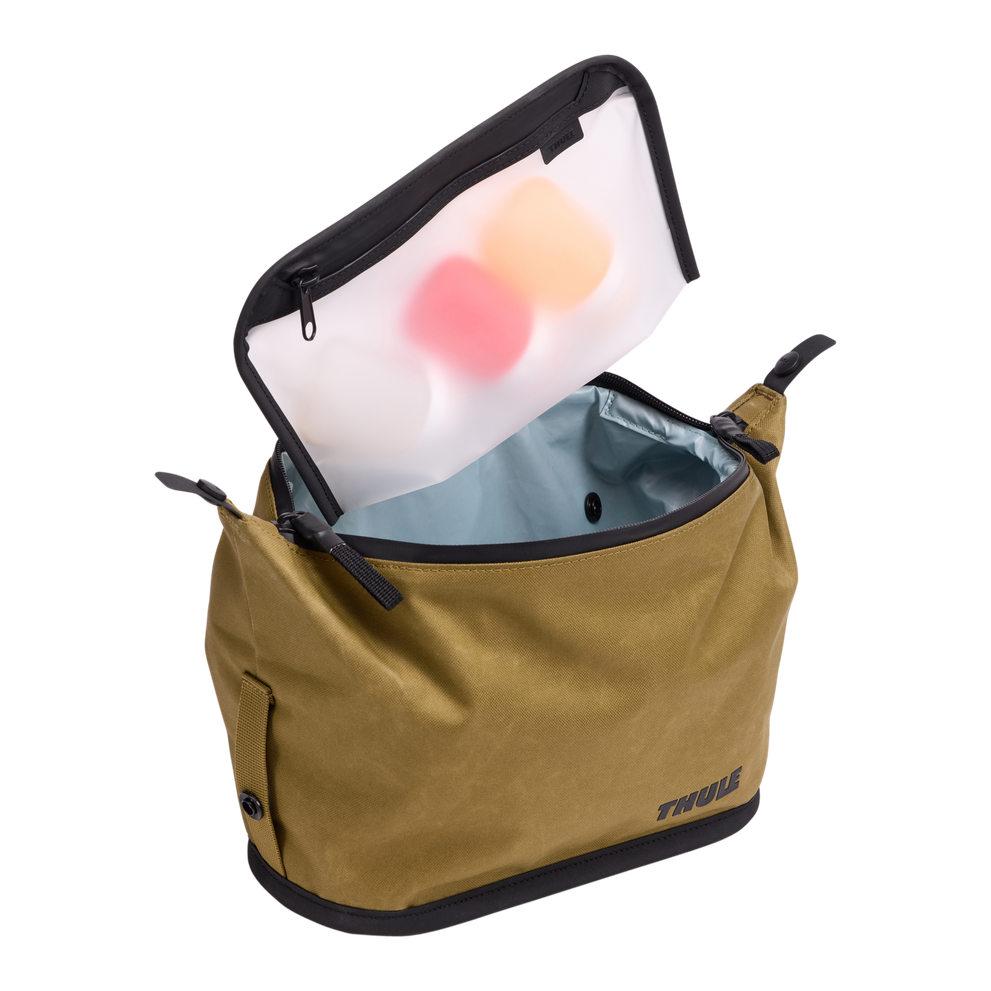 Thule car roof rack and cargo accessories – durable, stylish, and secure transport solutions for bikes, skis, and gear.