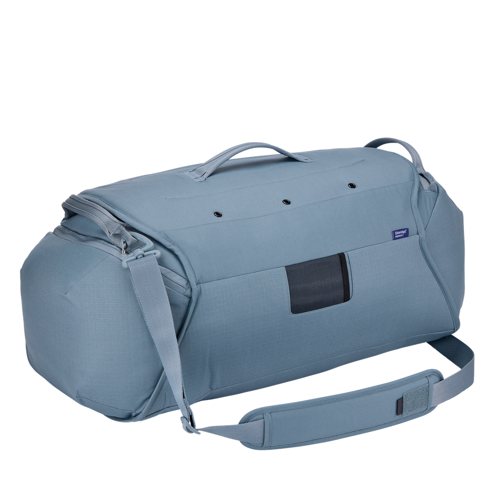 Thule car roof rack and cargo accessories – durable, stylish, and secure transport solutions for bikes, skis, and gear.