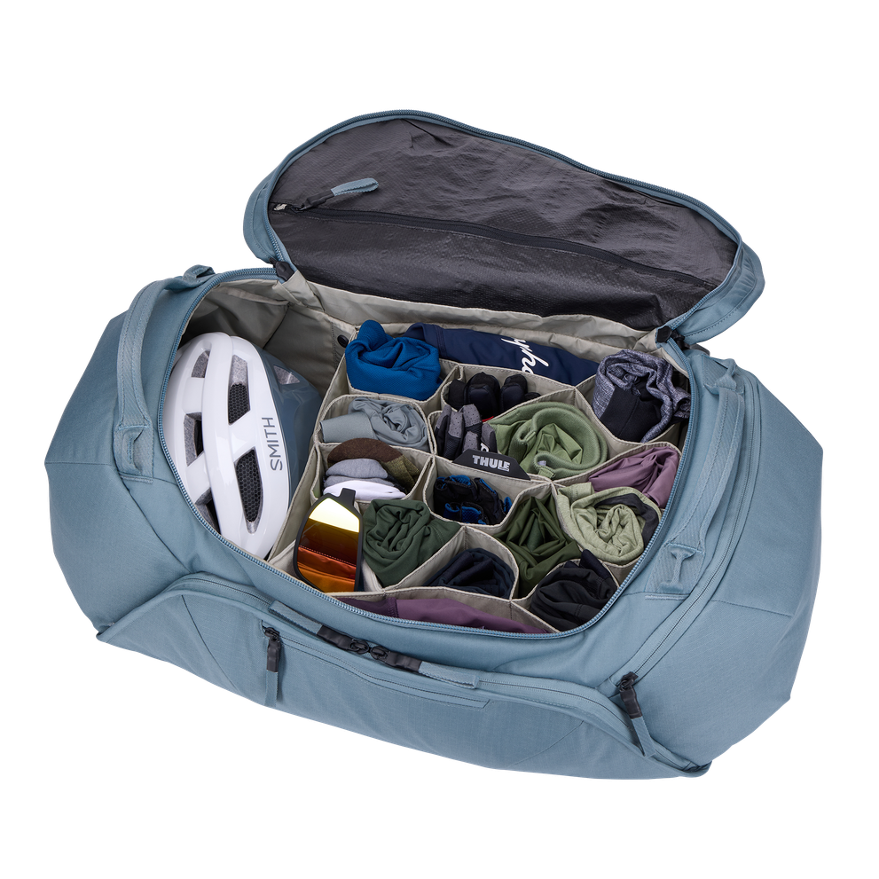 Thule car roof rack and cargo accessories – durable, stylish, and secure transport solutions for bikes, skis, and gear.