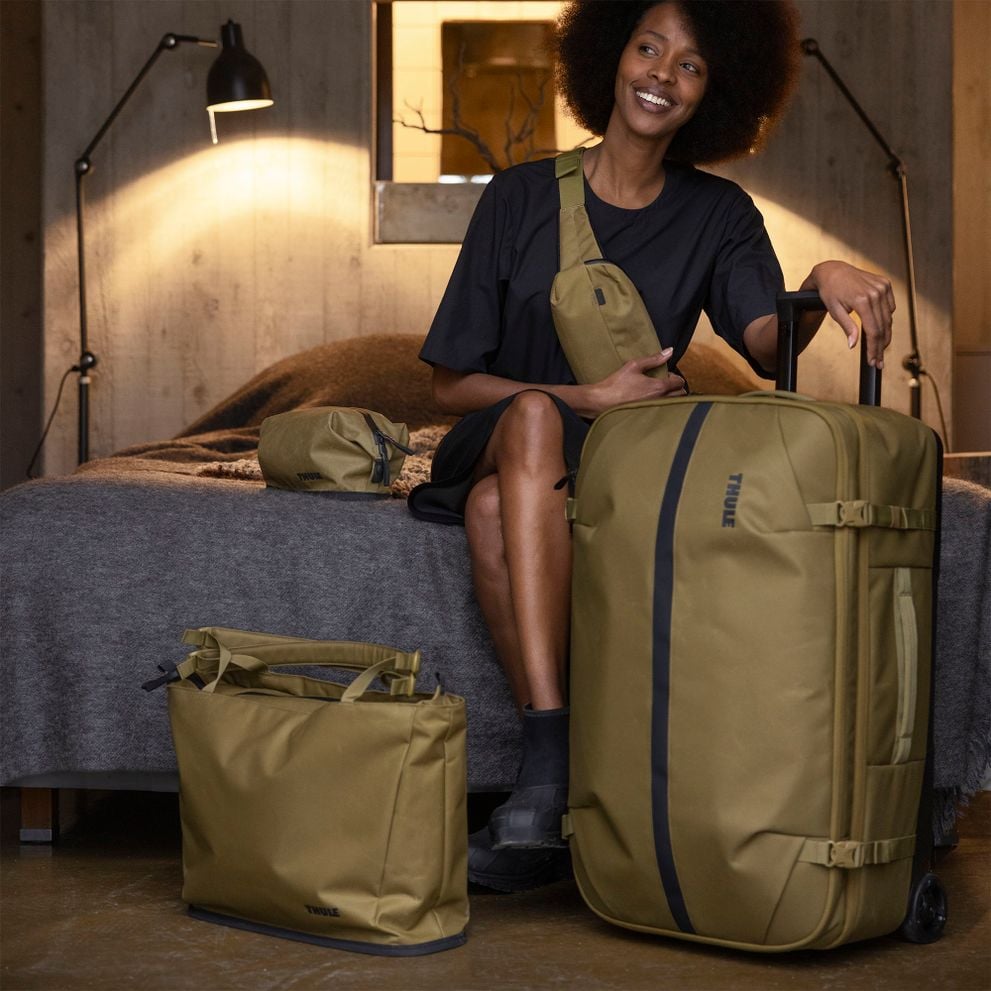 Thule car roof rack and cargo accessories – durable, stylish, and secure transport solutions for bikes, skis, and gear.