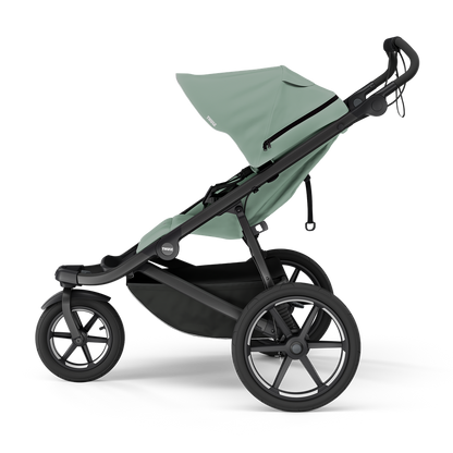 Thule car roof rack and cargo accessories – durable, stylish, and secure transport solutions for bikes, skis, and gear.