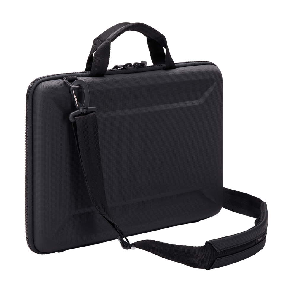 Thule car roof rack and cargo accessories – durable, stylish, and secure transport solutions for bikes, skis, and gear.