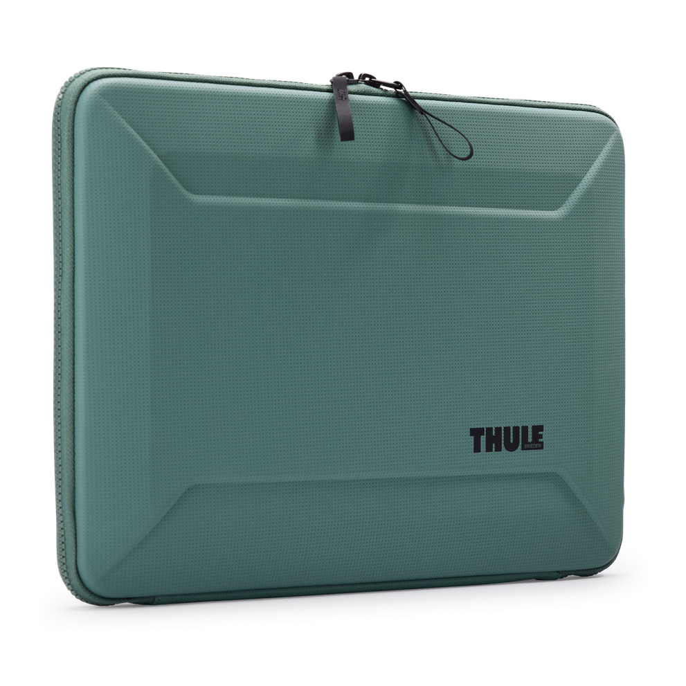 Thule car roof rack and cargo accessories – durable, stylish, and secure transport solutions for bikes, skis, and gear.