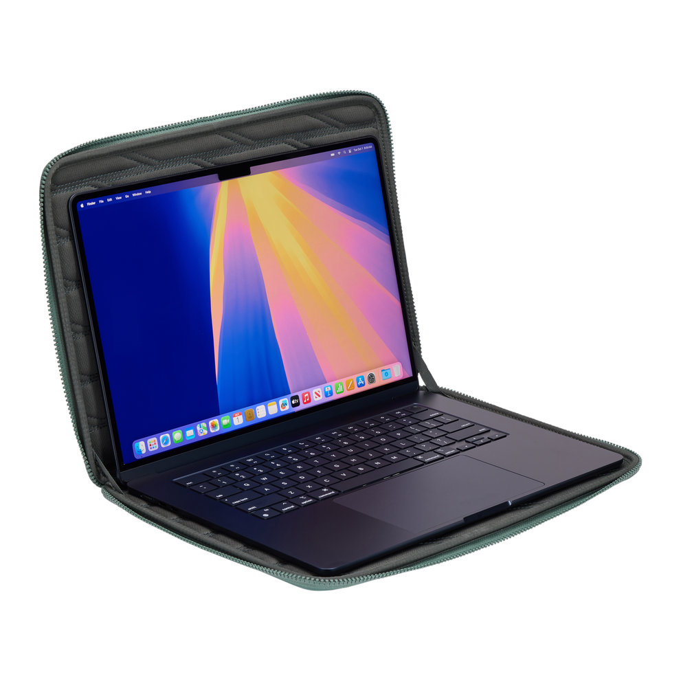 Thule car roof rack and cargo accessories – durable, stylish, and secure transport solutions for bikes, skis, and gear.