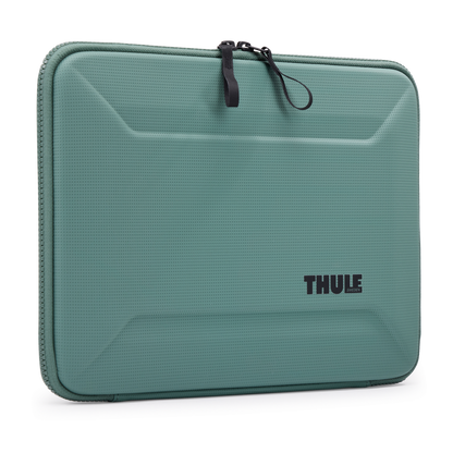 Thule car roof rack and cargo accessories – durable, stylish, and secure transport solutions for bikes, skis, and gear.