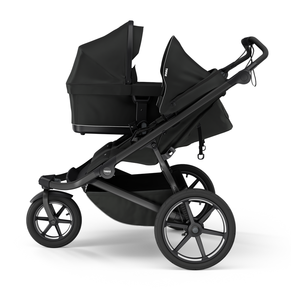 Thule car roof rack and cargo accessories – durable, stylish, and secure transport solutions for bikes, skis, and gear.