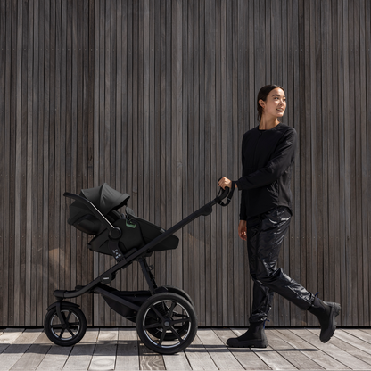 Thule car roof rack and cargo accessories – durable, stylish, and secure transport solutions for bikes, skis, and gear.