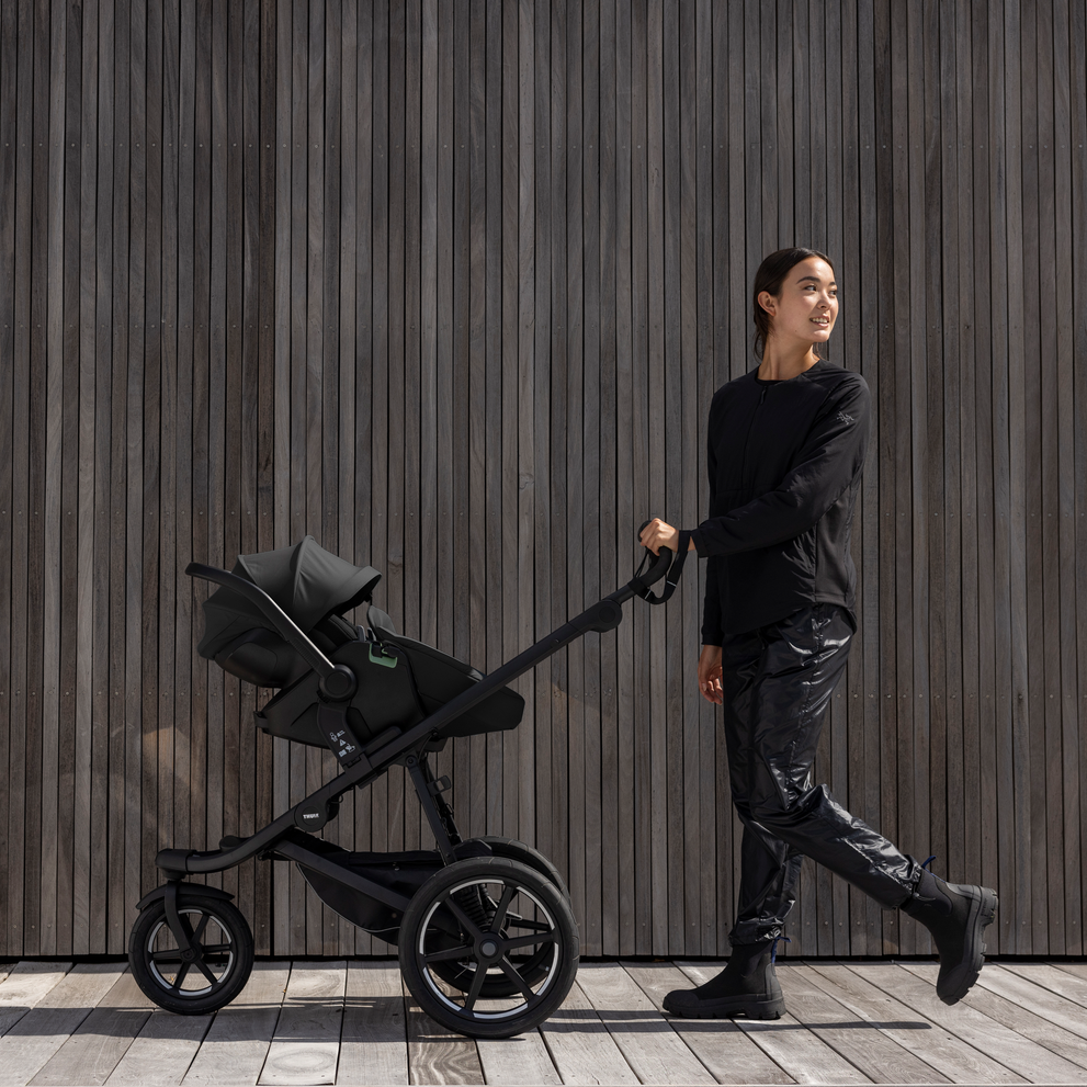 Thule car roof rack and cargo accessories – durable, stylish, and secure transport solutions for bikes, skis, and gear.