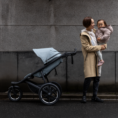 Thule car roof rack and cargo accessories – durable, stylish, and secure transport solutions for bikes, skis, and gear.