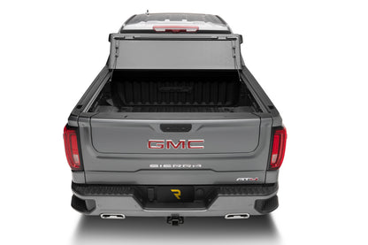 BAKFlipF1_21GMC_Sierra_RearHeadOn_Flip_RT.jpg