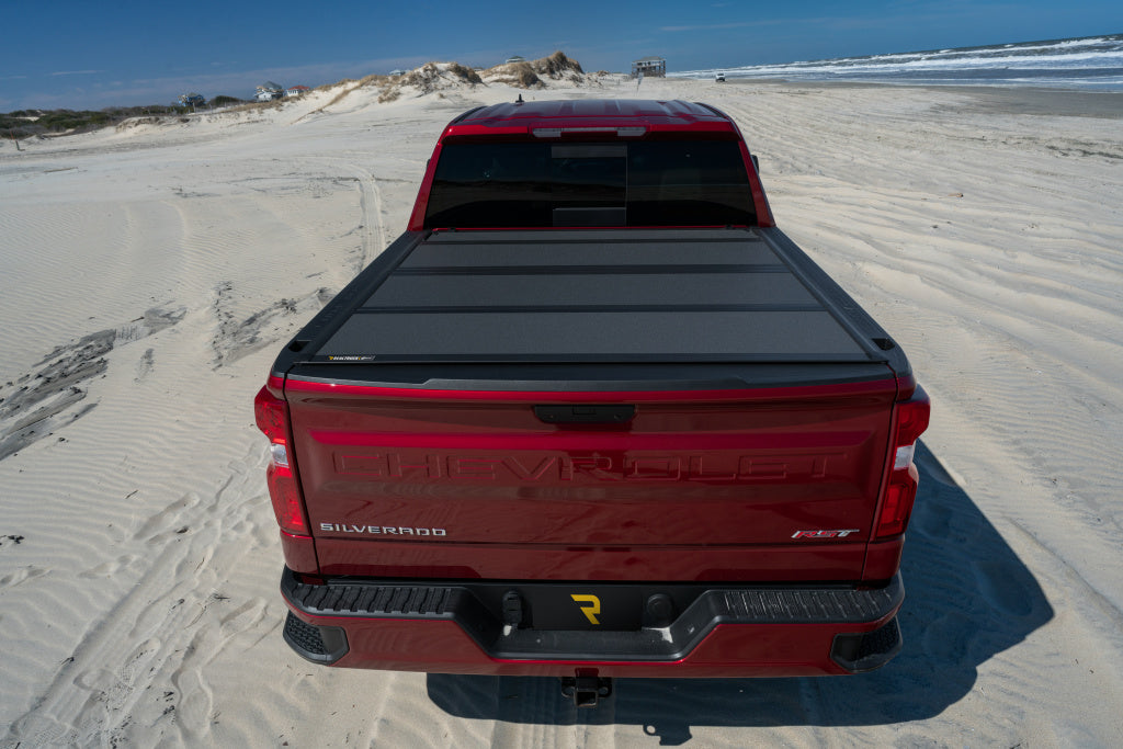BK_BAKFlipMX4_19Silverado_Dunes_HeadOnRearClosed_RT.jpg