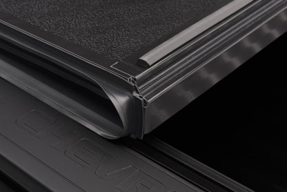 BK_BAKFlip_G2_Silverado_CoverHinge.jpg