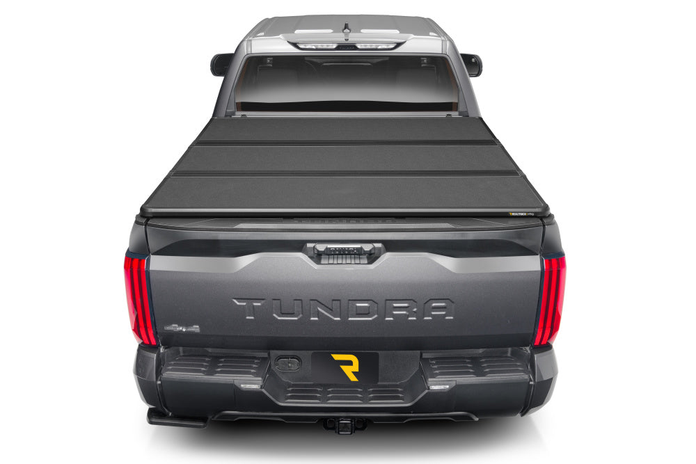 EX_SolidFoldALX_22Tundra_Closed_Rear_01_RT.jpg