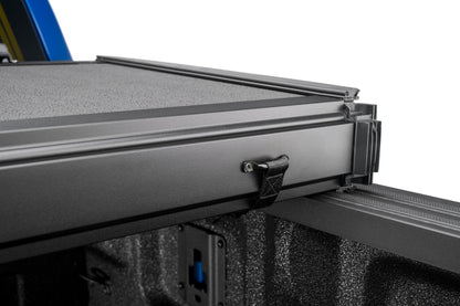 EX_Solid_Fold_ALX_22-F150_Detail_Hinges_01.jpg