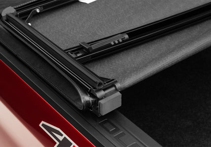 EX_eMAX_19Silverado_HingeDetail1.jpg