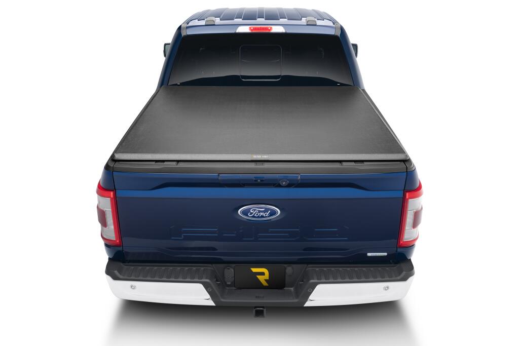 TX_Truxport_21Ford-F150_Rear_01Closed_RT.jpg